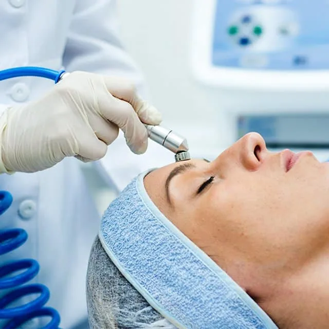 Tratamentos est&eacute;ticos: Endermoterapia facial e corporal - Grupo Caroline Antunes