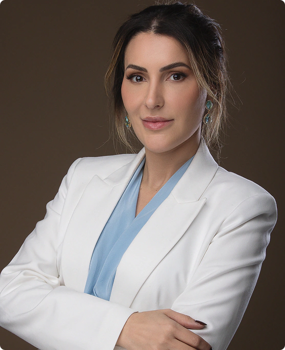 Dra. Caroline Antunes, dermatologista responsável pela consulta na Barra da Tijuca